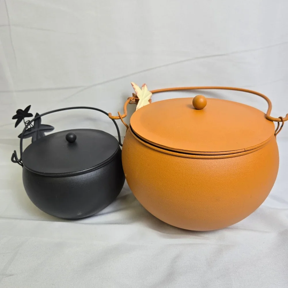 Metal Jack O Lantern Pumpkin‎ Candle Holders, Handles & Lids, Black Orange
